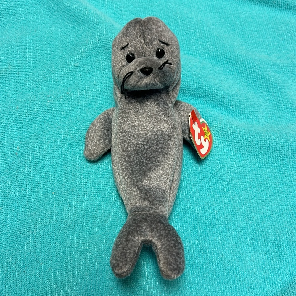 Ty Slippery beanie baby